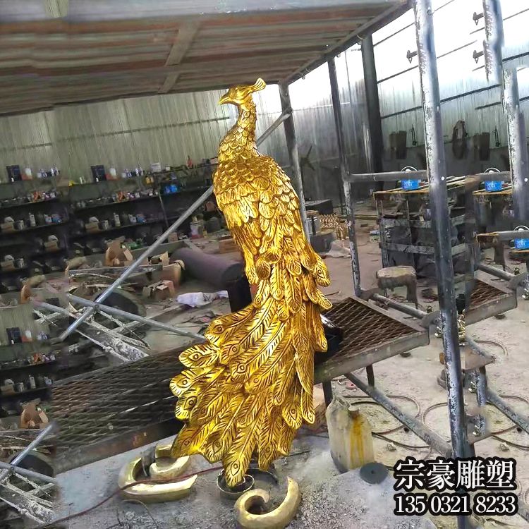 景區企業純金打造鳳凰雕塑 景區企業純金打造鳳凰雕塑